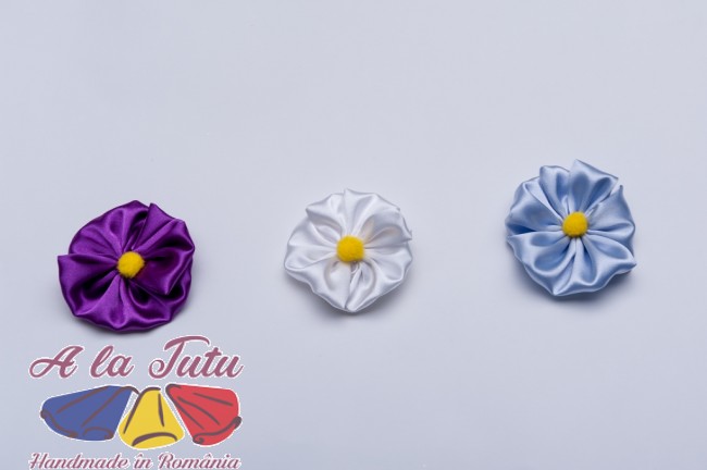 Flori de primavara satin